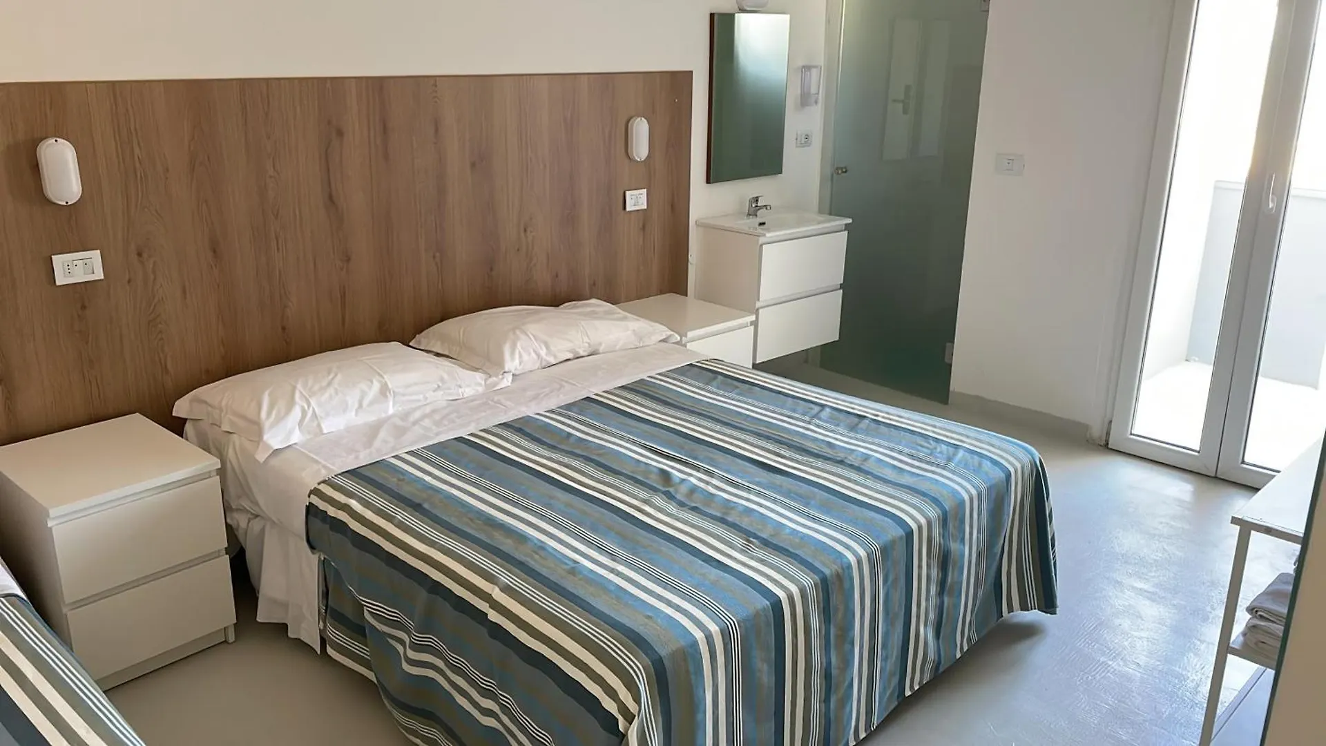 Hotel Rosa Rimini 0*,  Italy